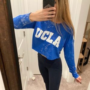 Ucla crop long sleeve top